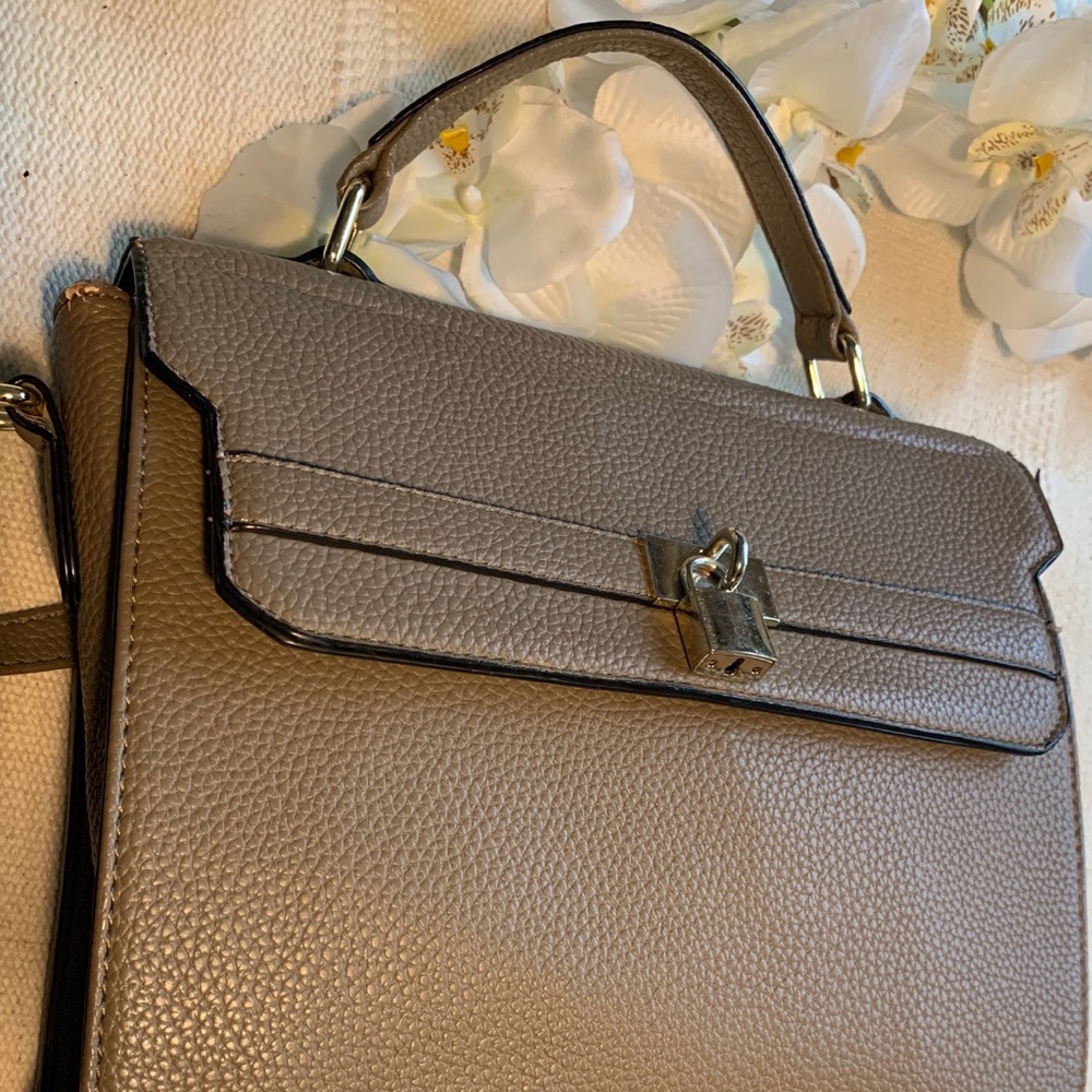 Urban Expression Purse/ Backpack
